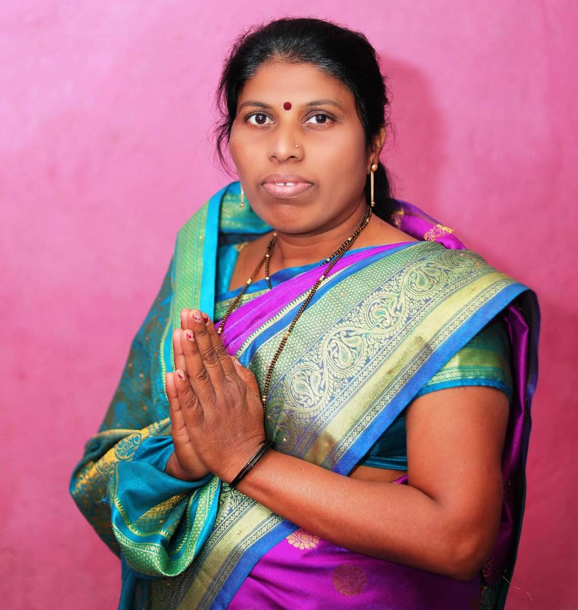 सौ. वनिता गौतम माने